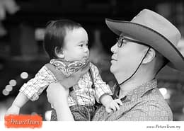 cowboy-birthday-party-one-year-old-portraits-dad-malaysia-photographer-picture-team-KL